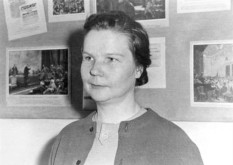 Rēzeknes apriņķa bibliotēkas pirmā bibliotekāre un Bērnu bibliotēkas pirmā vadītāja Darja Pilinska Sedova 1